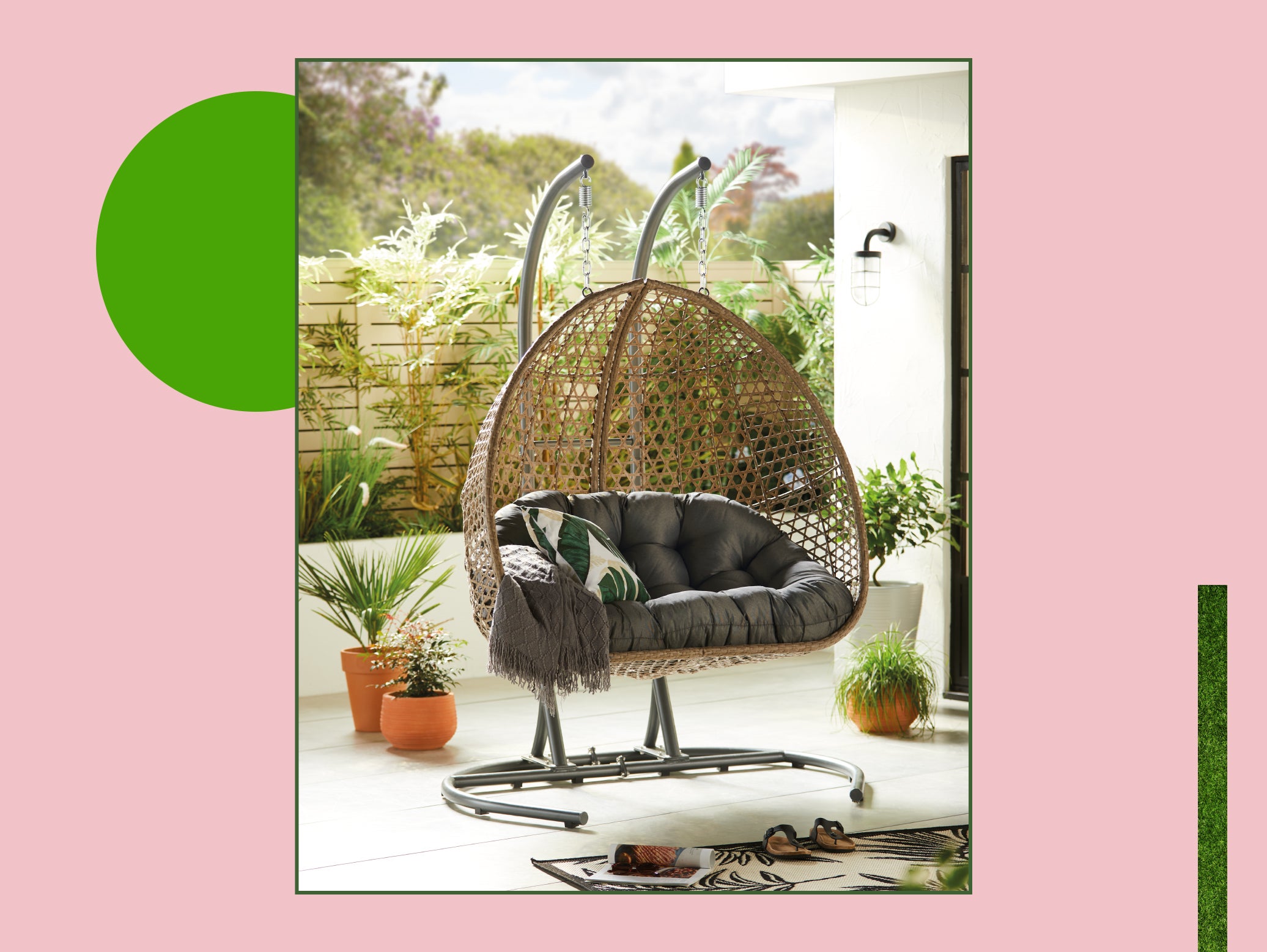 Aldi’s double egg chair is back for 2022 The Independent